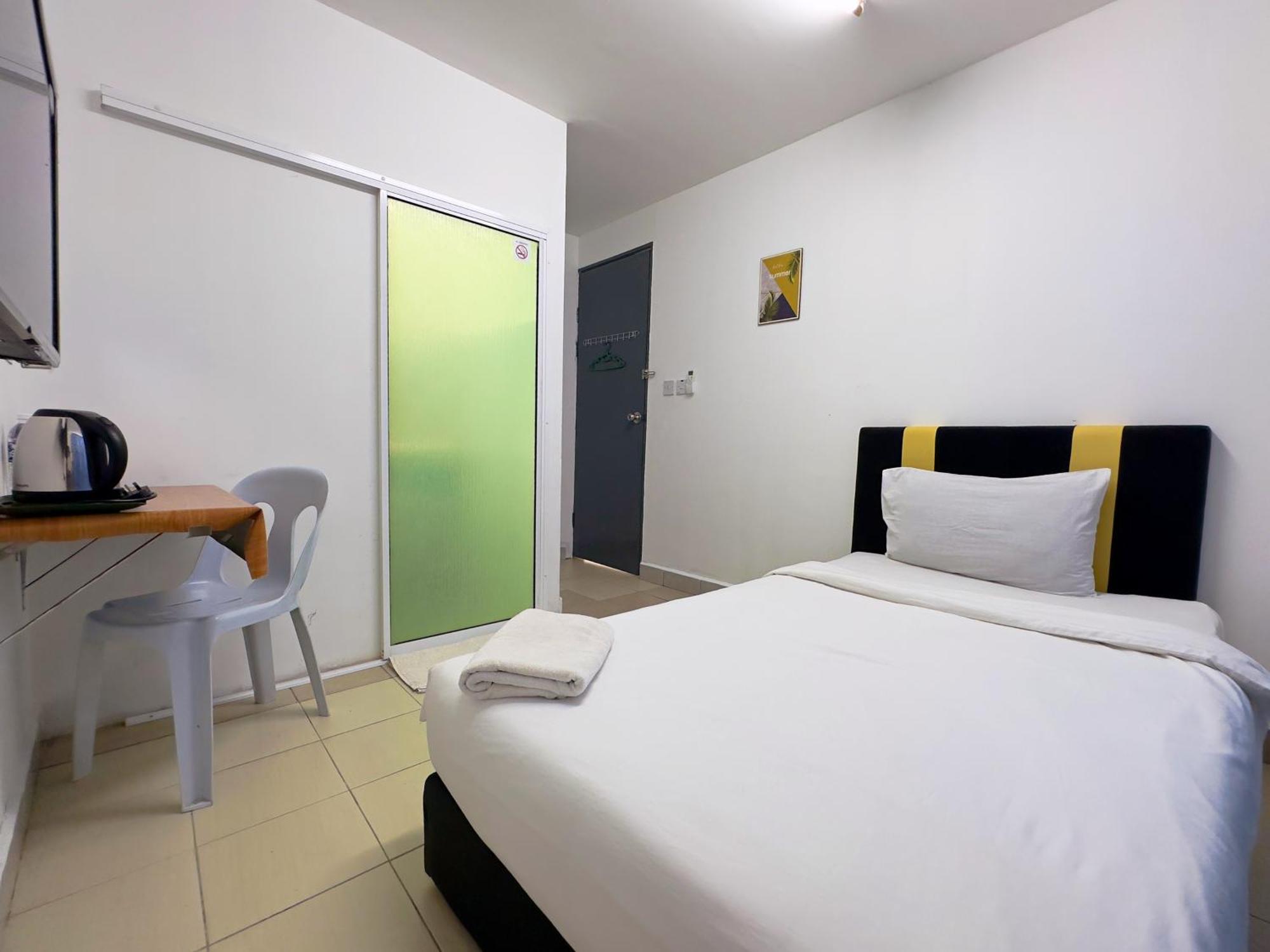 Borneo Inn Kota Kinabalu Bilik gambar
