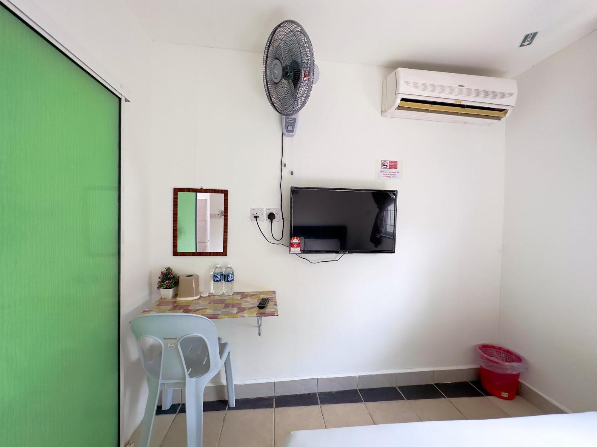 Borneo Inn Kota Kinabalu Bilik gambar
